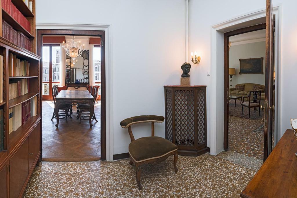شقة Casa Cattaneo Grand Canal View البندقية المظهر الخارجي الصورة