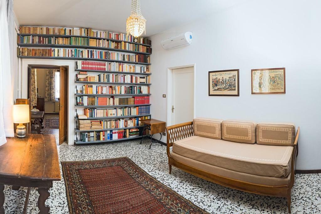 شقة Casa Cattaneo Grand Canal View البندقية المظهر الخارجي الصورة